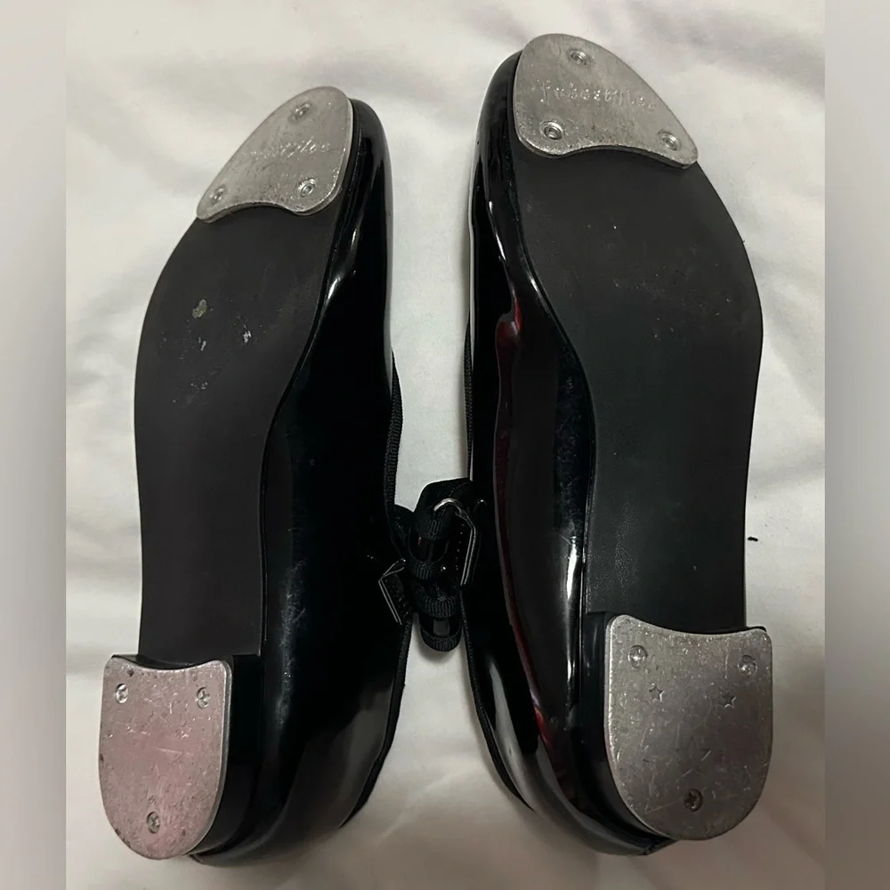 FREESTYLE ( by‎ DANSKIN ) girls tap shoes Size 1
